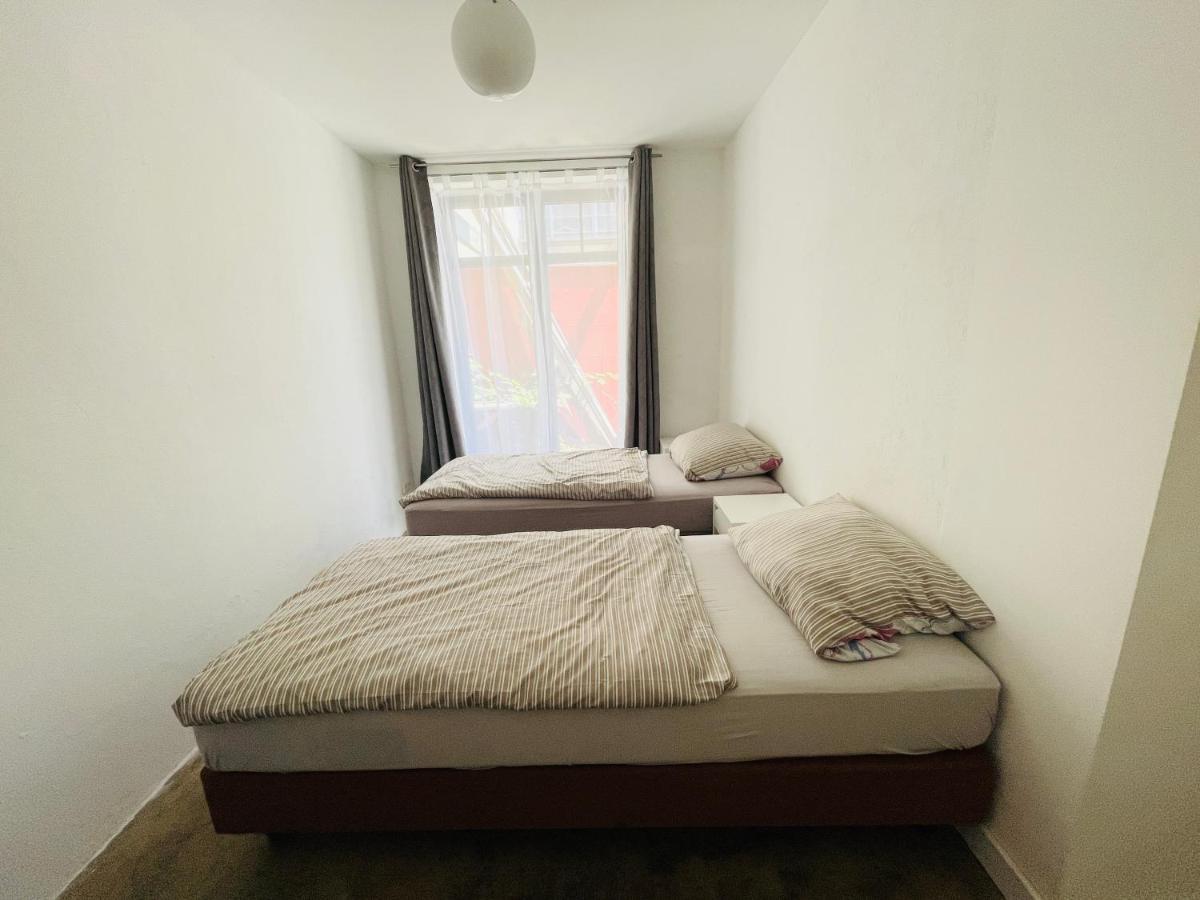 Zentrale Ruhige Ferienwohnung In Berlin Bagian luar foto